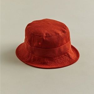 NWOT UO BDG Crochet Knit Bucket Hat